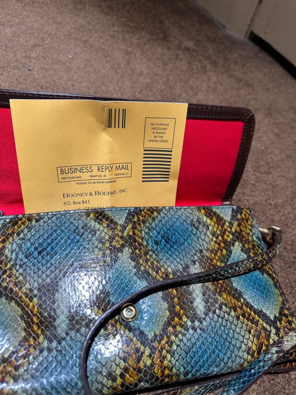 Dooney & Bourke leather snake print small shoulder bag.  Excellent condition! - Picture 14 of 14